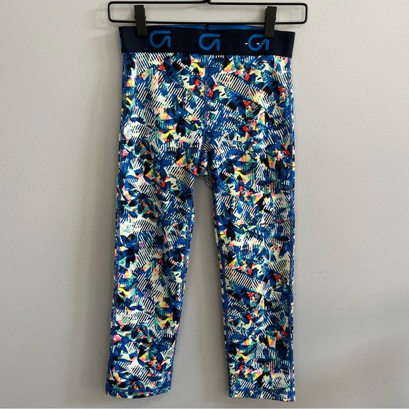 GapFit gFast Trainer Side Panel High Rise Activewear Capri Pants Size XS - Picture 1 of 8